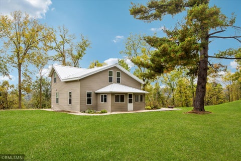 Homes For Sale - 235 Green Spring Road<br/> Red Wing, MN 55066