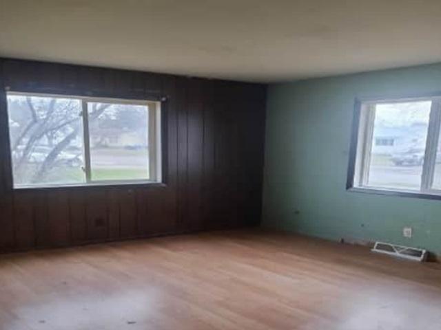 303 Elmwood Road, Hoyt Lakes, Minnesota image 7