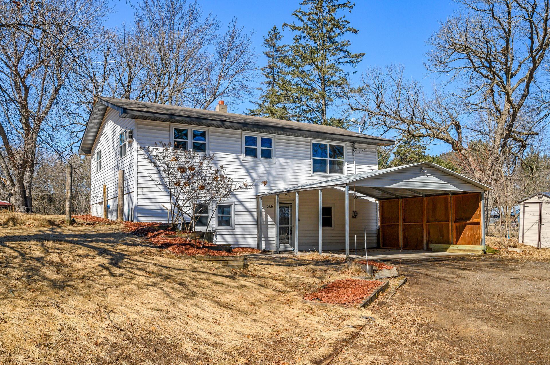 32826 Heather Street, Cambridge, Minnesota image 1