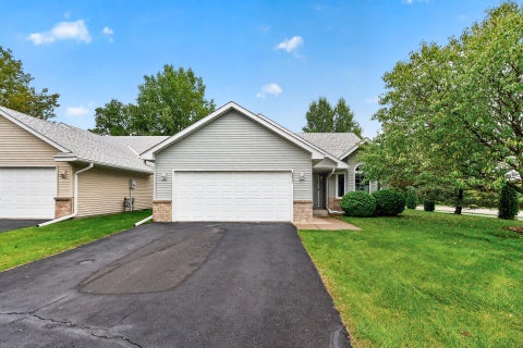 Townhouse For Sale - 6511 20th Street<br/> Oakdale, MN 55128