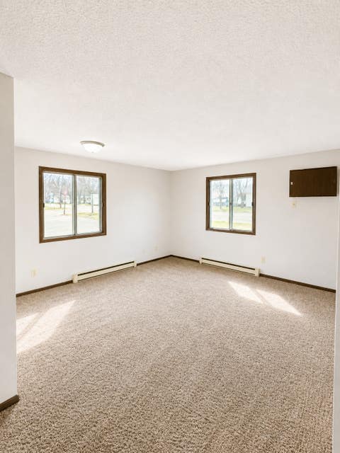 Apartment For Rent - 700 Oak Street<br/> Renville County, Danube, MN 56230