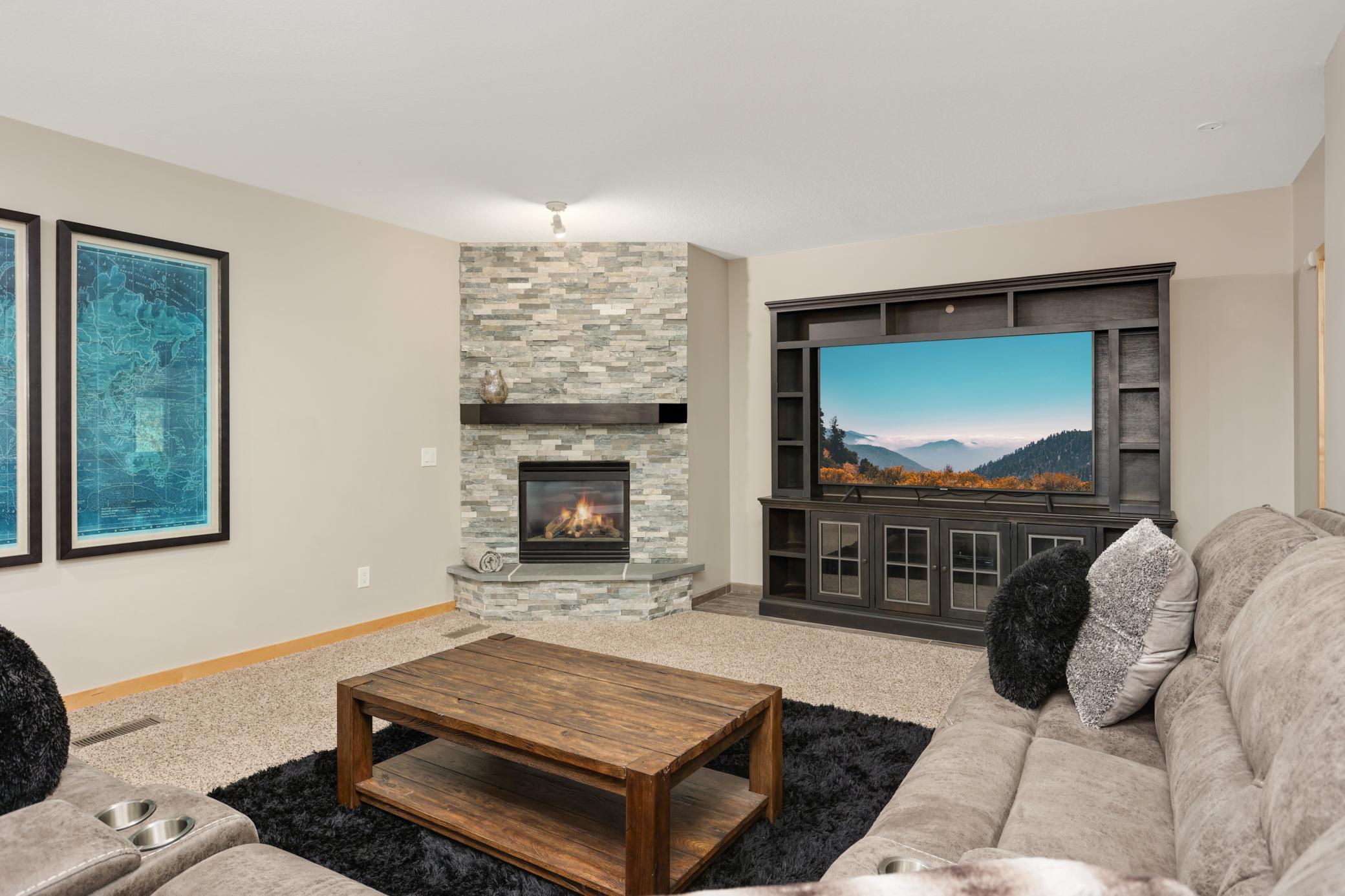 8679 Sunset Court, Shakopee, Minnesota image 35