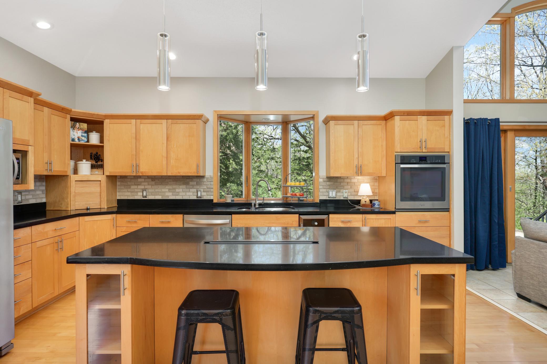 8679 Sunset Court, Shakopee, Minnesota image 15