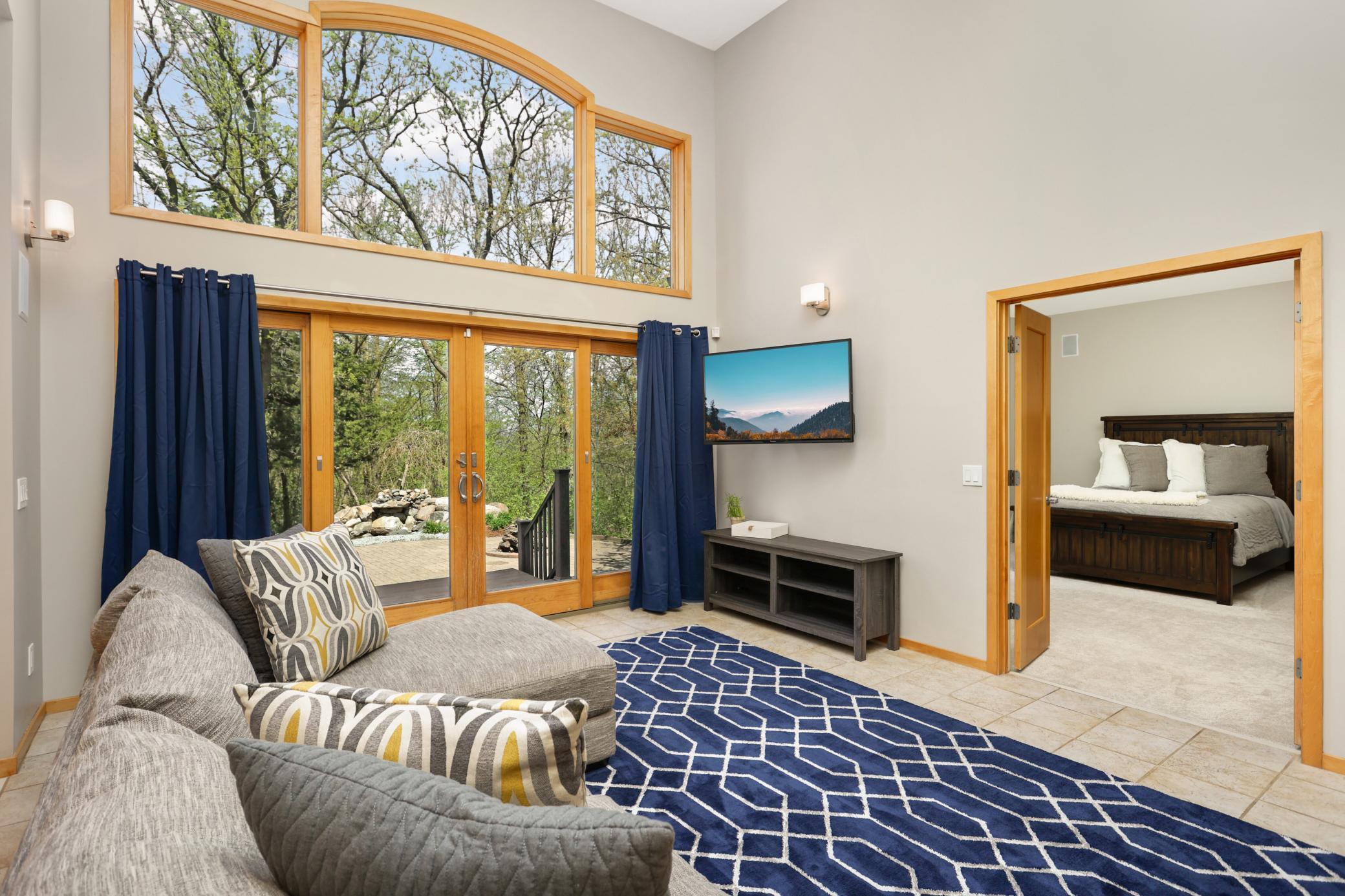8679 Sunset Court, Shakopee, Minnesota image 11