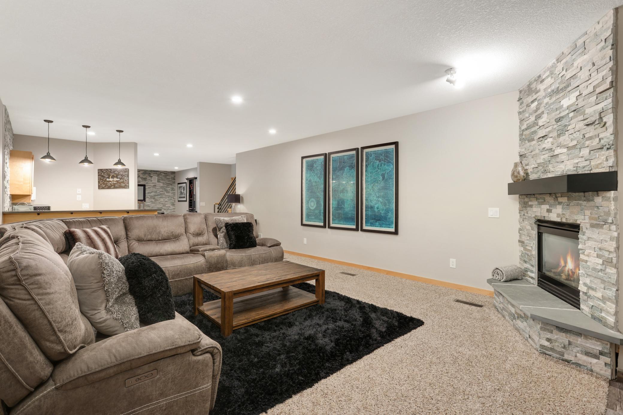 8679 Sunset Court, Shakopee, Minnesota image 36