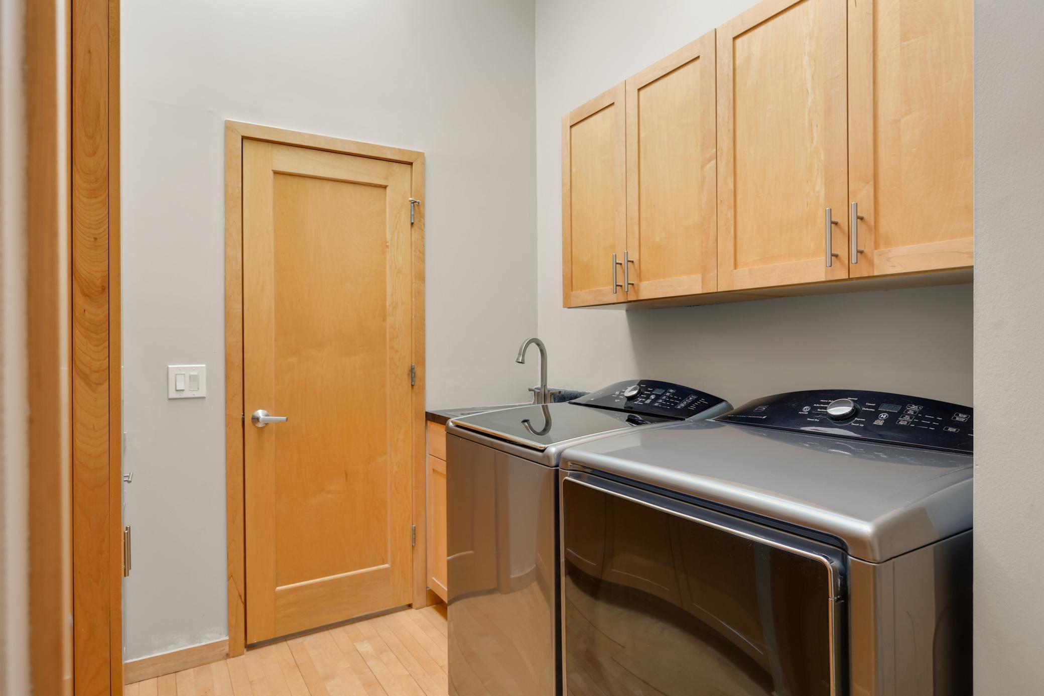 8679 Sunset Court, Shakopee, Minnesota image 30
