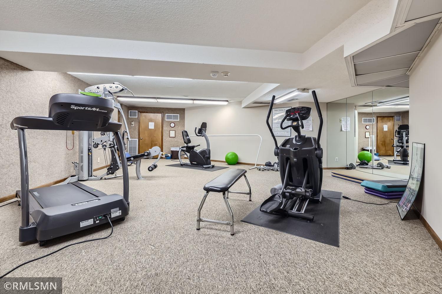 6710 Vernon Avenue #307, Minneapolis, Minnesota image 24