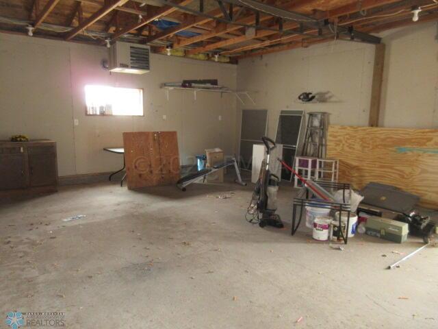 Breckenridge, Minnesota 56520, United States, 4 Bedrooms Bedrooms, ,2 BathroomsBathrooms,Residential,Pending,60036