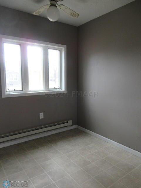 Breckenridge, Minnesota 56520, United States, 4 Bedrooms Bedrooms, ,2 BathroomsBathrooms,Residential,Pending,60036