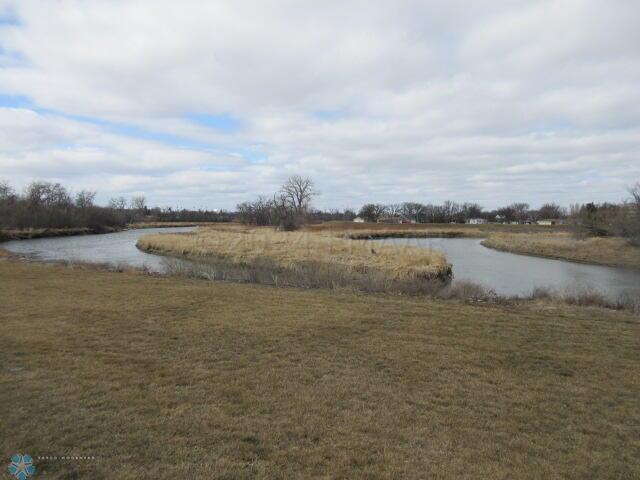 Breckenridge, Minnesota 56520, United States, 4 Bedrooms Bedrooms, ,2 BathroomsBathrooms,Residential,Pending,60036