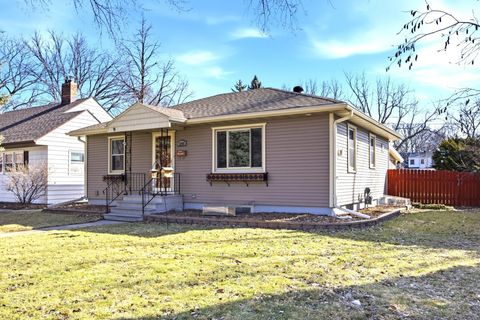 Homes For Sale - 1249 2nd Street<br/> Fargo, ND 58102