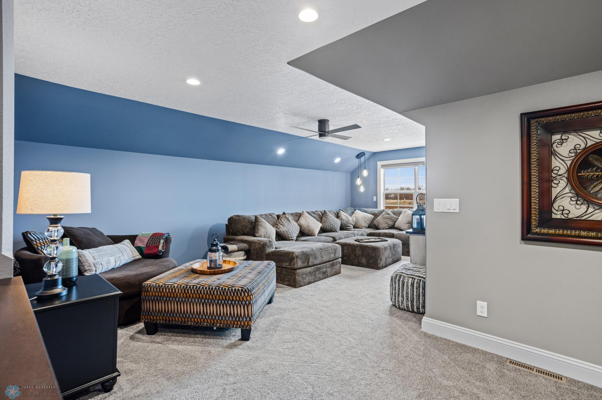 West Fargo, North Dakota 58078, United States, 3 Bedrooms Bedrooms, ,2 BathroomsBathrooms,Residential,Pending,60087