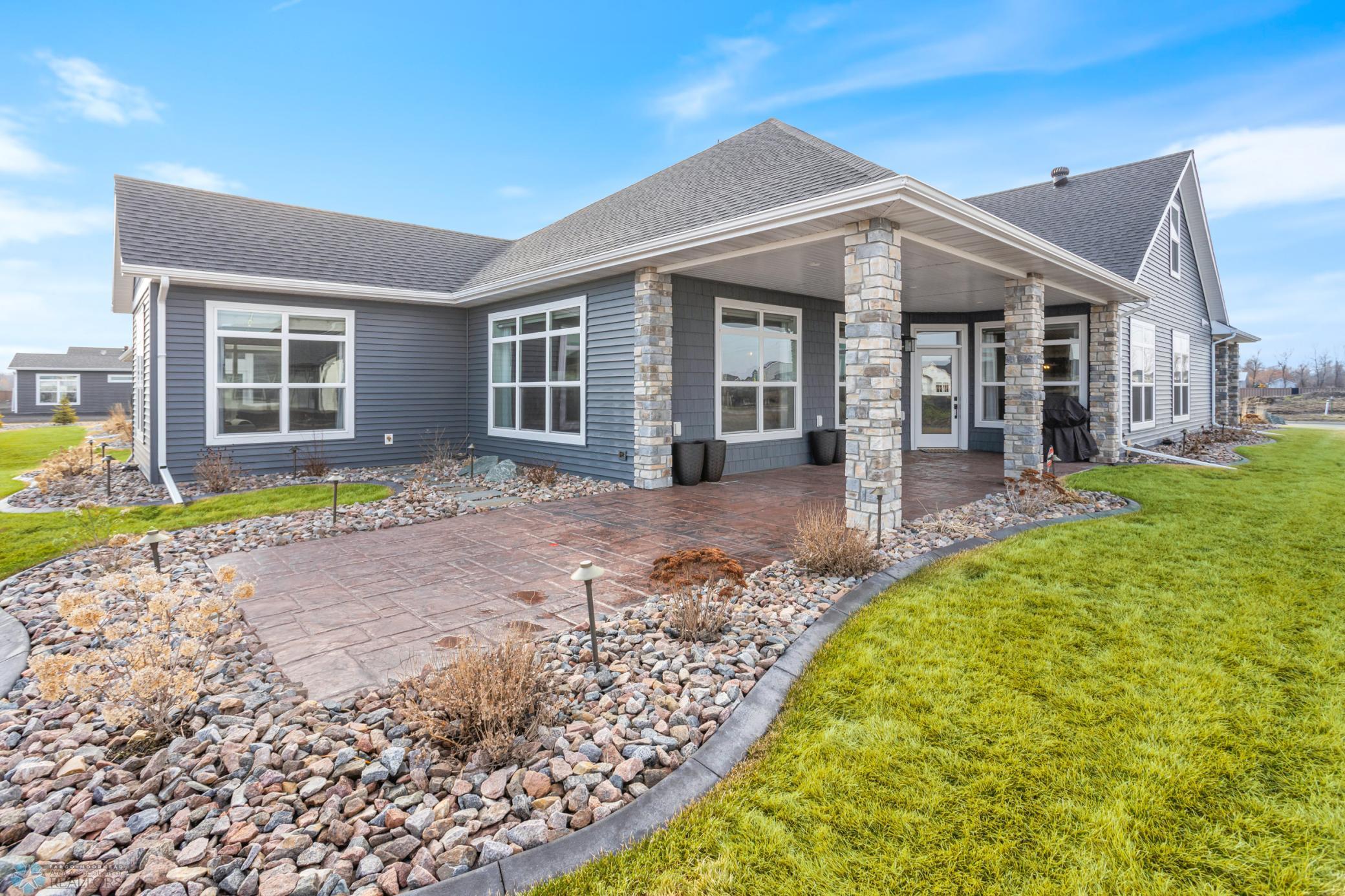 West Fargo, North Dakota 58078, United States, 3 Bedrooms Bedrooms, ,2 BathroomsBathrooms,Residential,Pending,60087