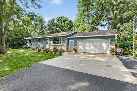 Homes For Sale - 16795 Lake Avenue<br/> Paynesville, MN 56362