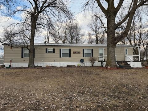 Homes For Sale - 24102 Greenland Road<br/> Madison Lake, MN 56063