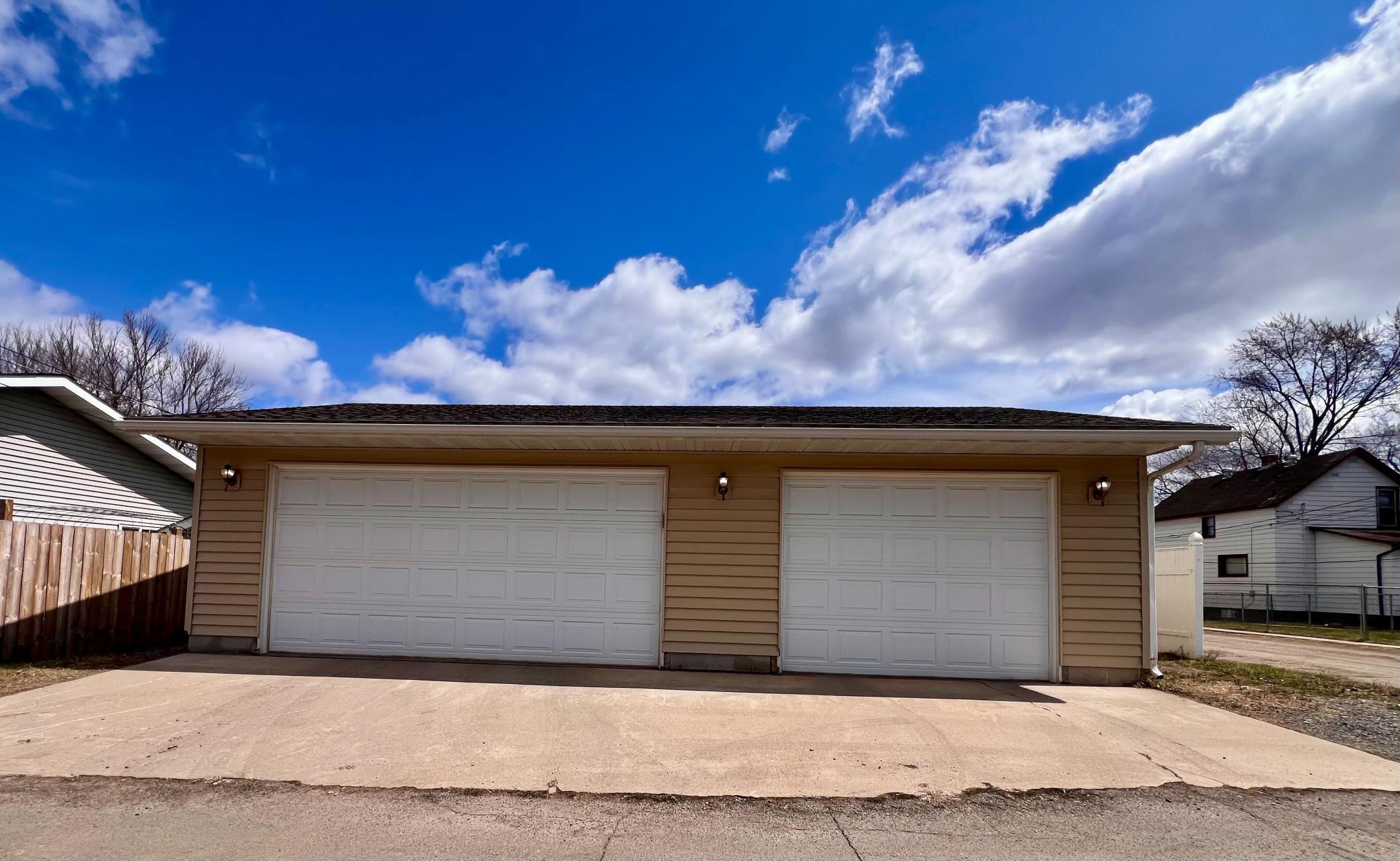 2807 7th Ave E Ave, Hibbing, Minnesota image 30