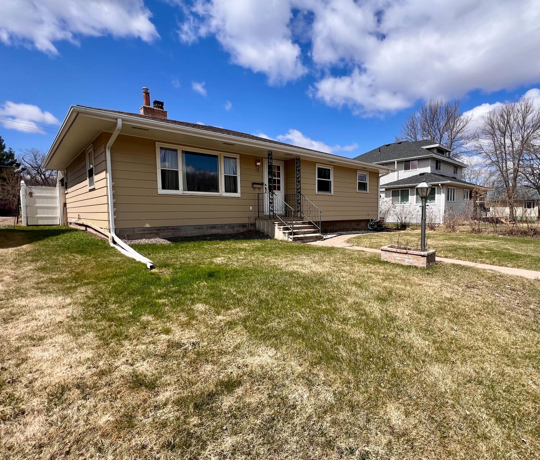 2807 7th Ave E Ave, Hibbing, Minnesota image 32