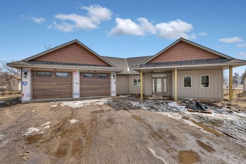 Homes For Sale - 2024 Forest Court<br/> Stearns County, Saint Cloud, MN 56303