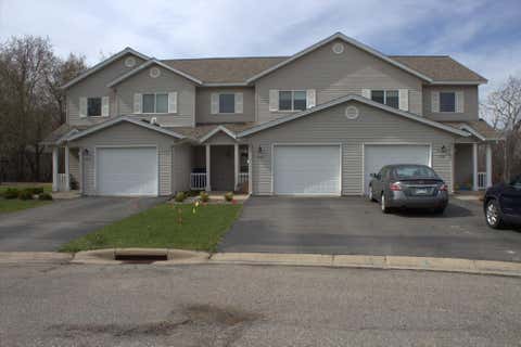 Townhouse For Sale - 1685 33rd Circle<br/> Saint Cloud, MN 56301