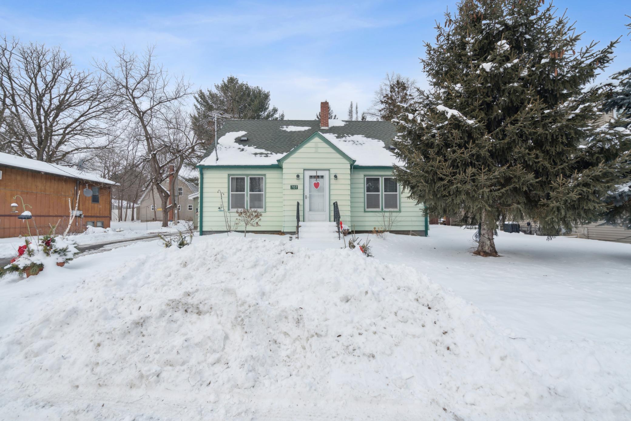 707 Chieftain Street, Osceola, Wisconsin image 24