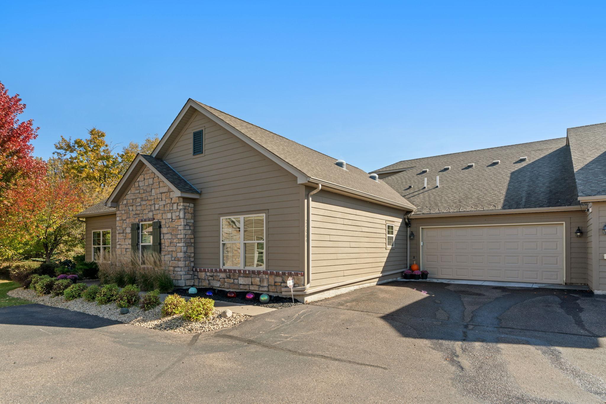 24064 Rivers Edge Road, Rogers, Minnesota image 6