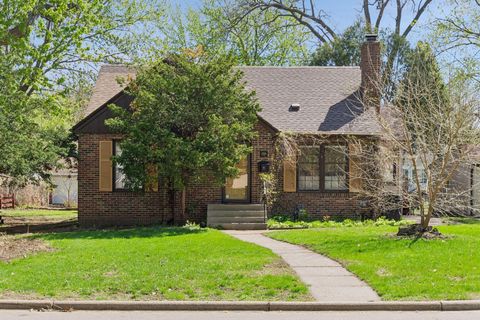 Homes For Sale - 6709 Harriet Avenue<br/> Minneapolis, MN 55423