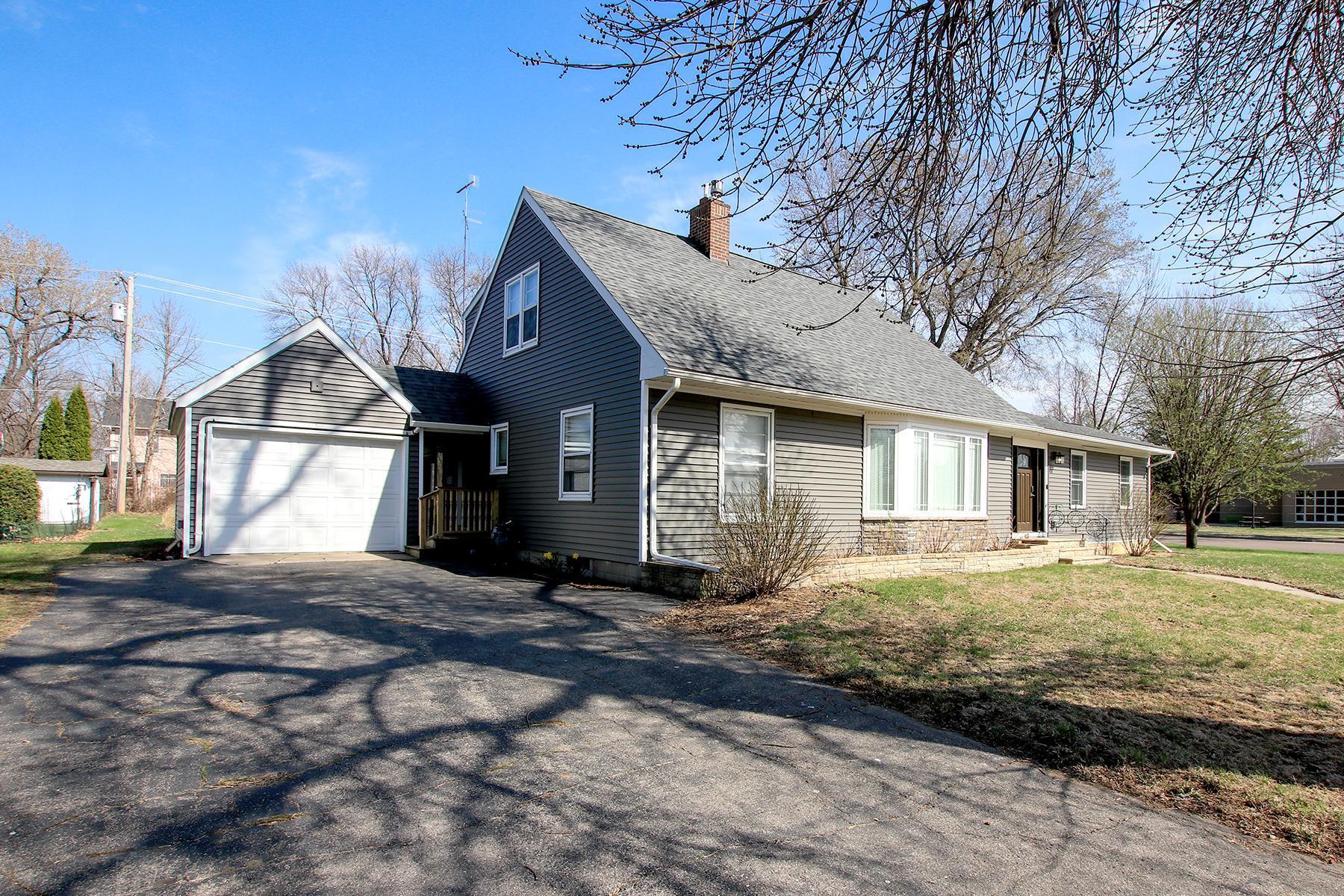 311 10th Street, Olivia, Minnesota image 4