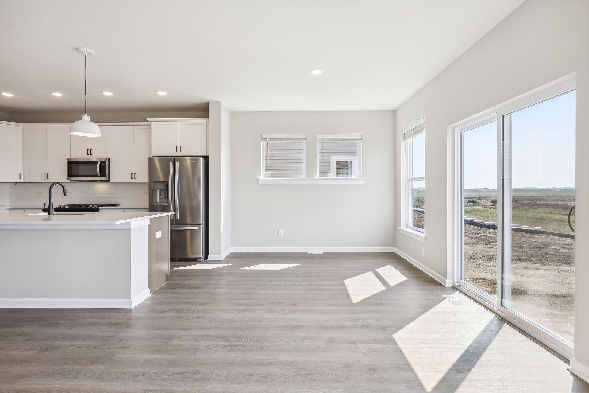 15156 Ardgillan Road, Rosemount, Minnesota image 12