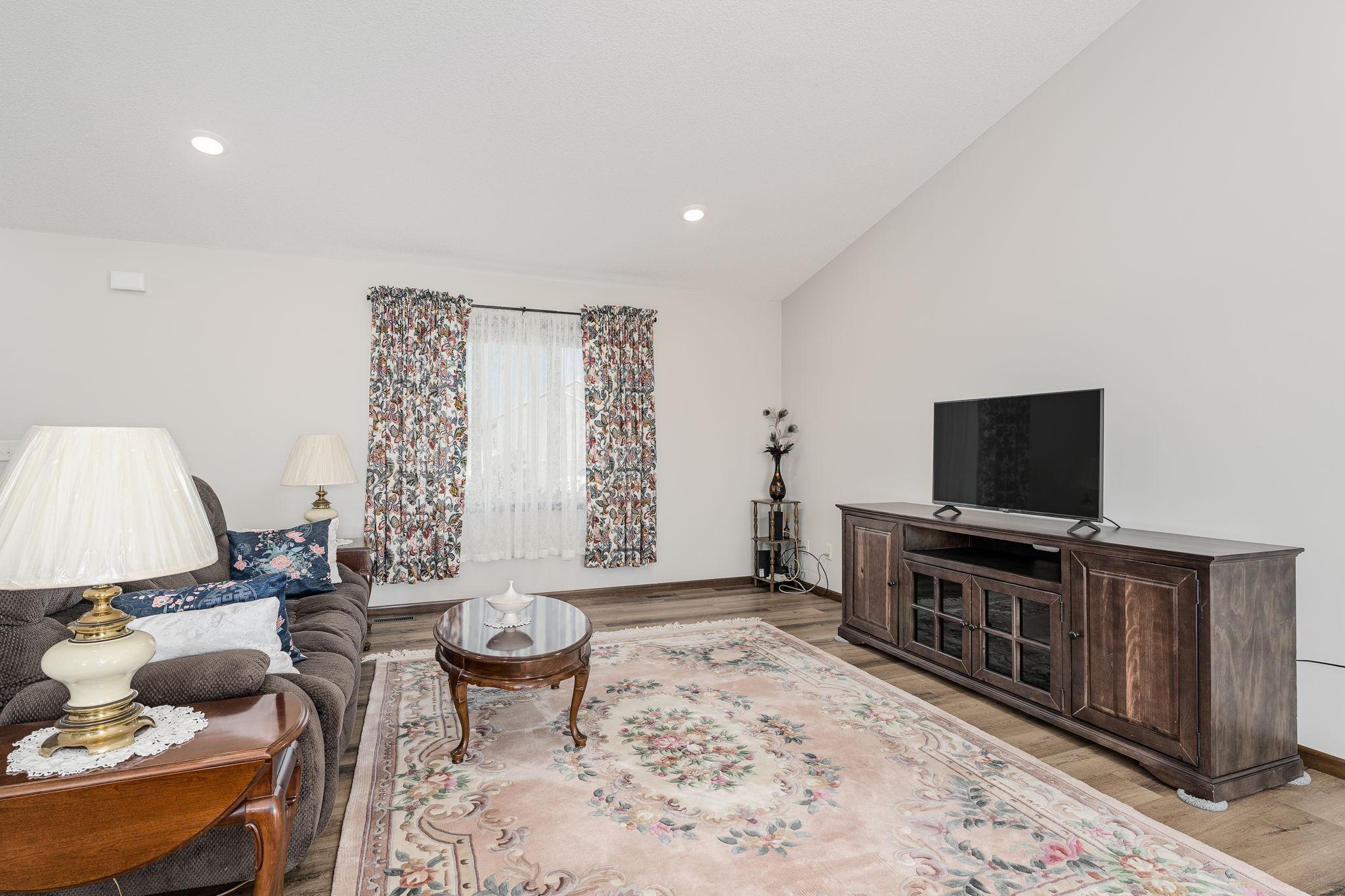4210 Eaton Circle, Monticello, Minnesota image 8