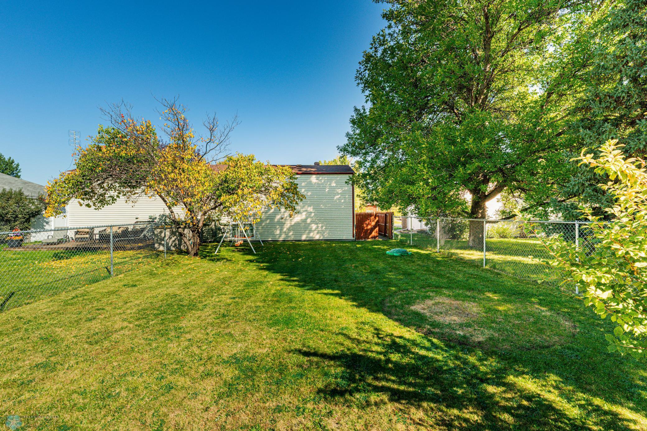 Moorhead, Minnesota 56560, United States, 3 Bedrooms Bedrooms, ,2 BathroomsBathrooms,Residential,Active,216317