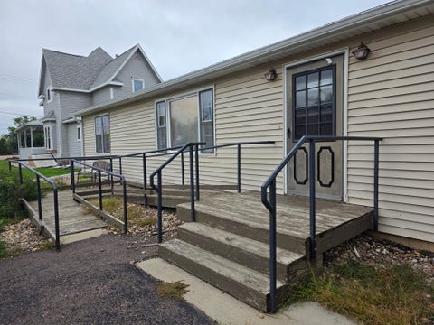 Homes For Sale - 310 8th Avenue<br/> Pipestone, MN 56164