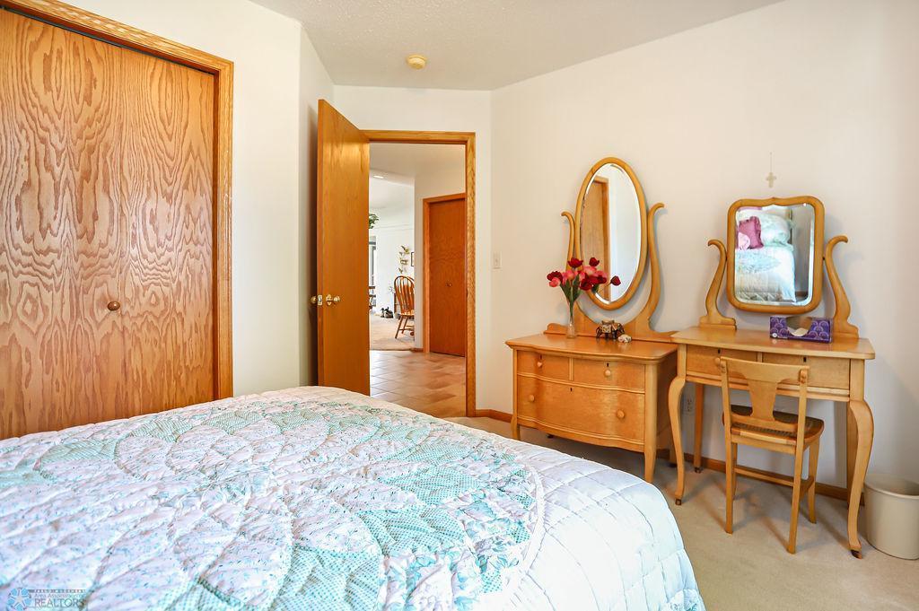 West Fargo, North Dakota 58078, United States, 2 Bedrooms Bedrooms, ,2 BathroomsBathrooms,Residential,Pending,45086