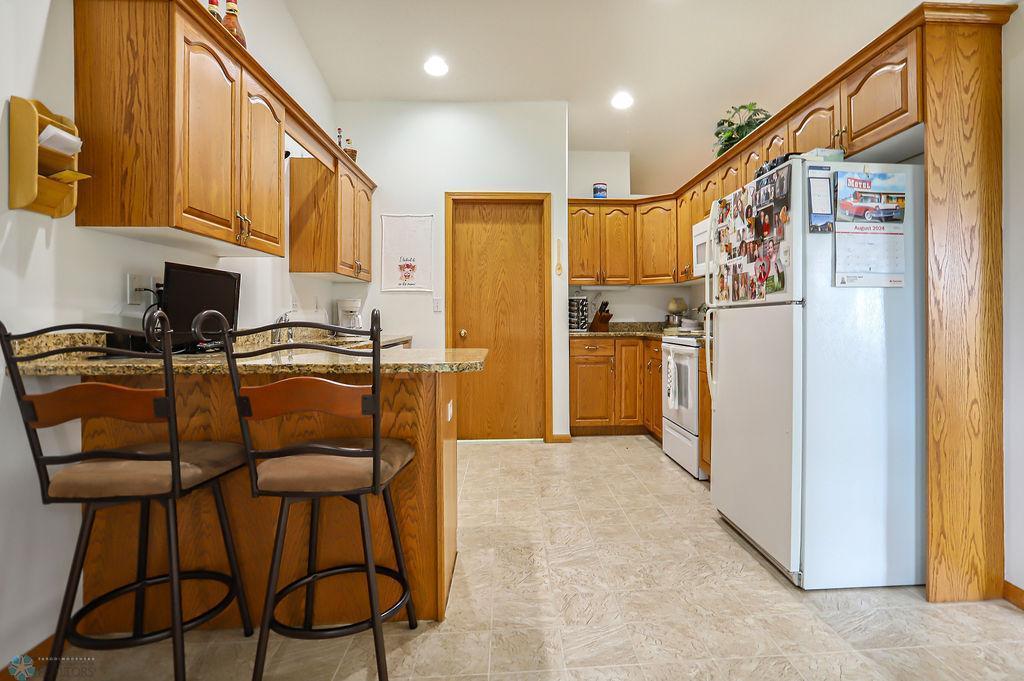 West Fargo, North Dakota 58078, United States, 2 Bedrooms Bedrooms, ,2 BathroomsBathrooms,Residential,Pending,45086