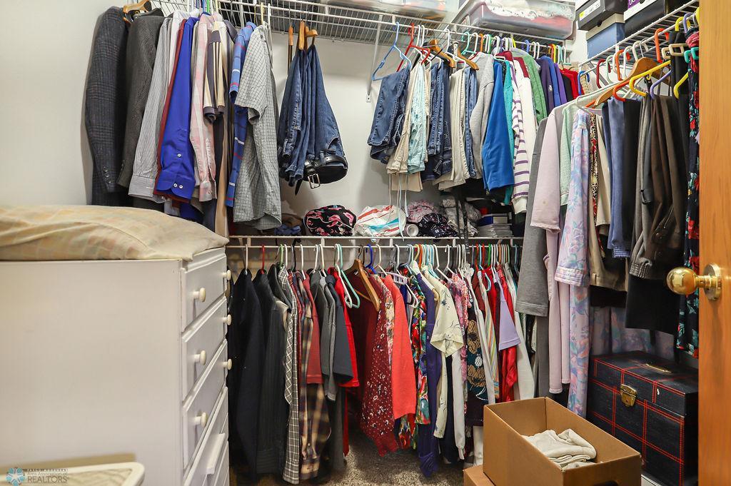 West Fargo, North Dakota 58078, United States, 2 Bedrooms Bedrooms, ,2 BathroomsBathrooms,Residential,Pending,45086