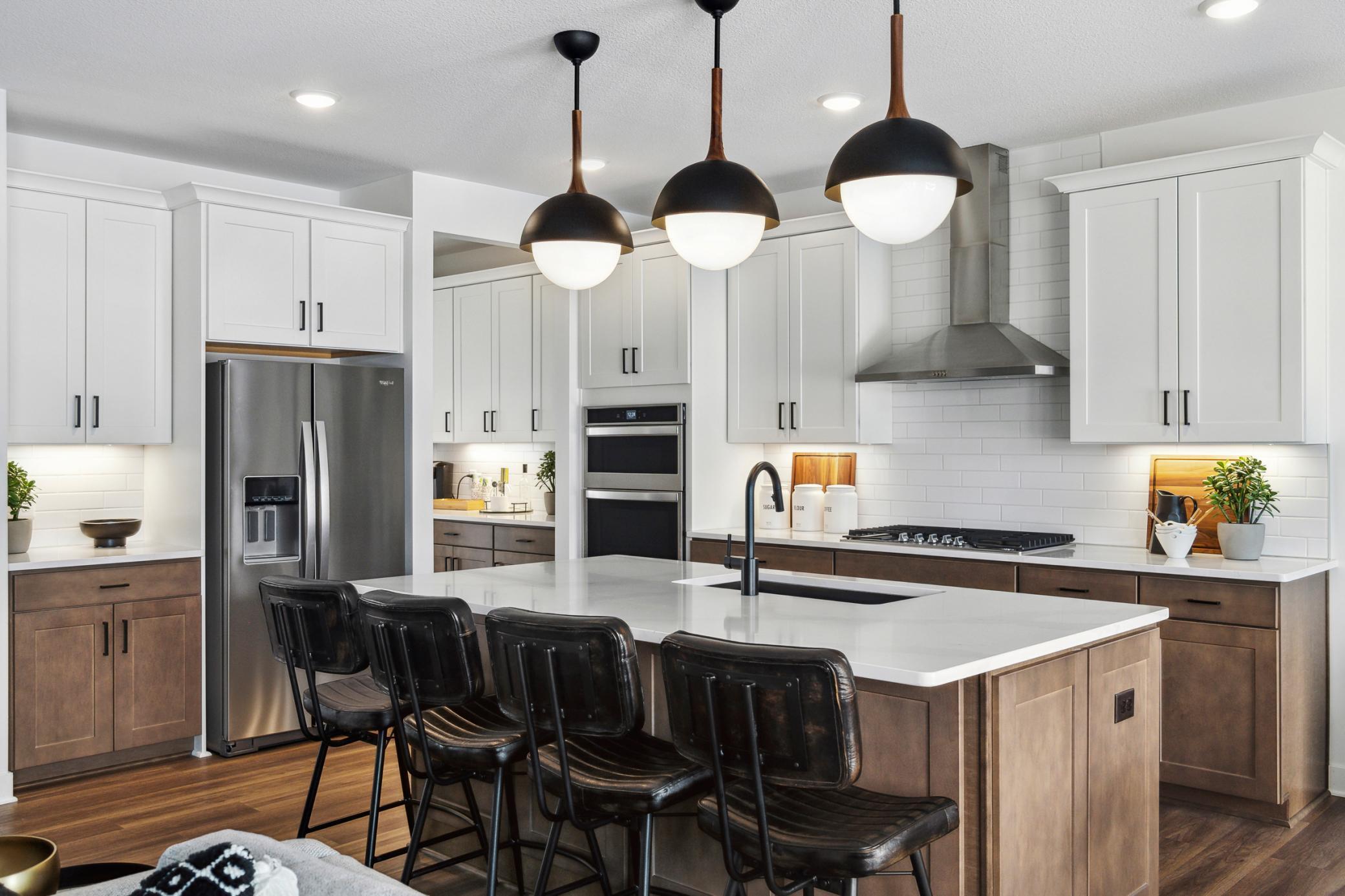 12658 Garden Meadow Lane, Rogers, Minnesota image 2