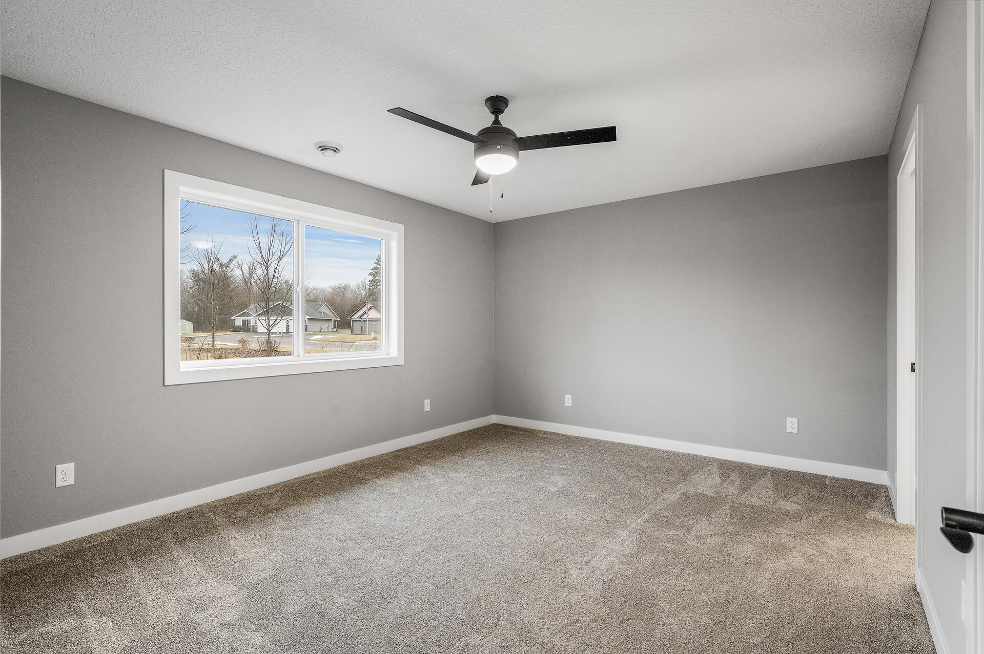 38578 Hawthorne Avenue, North Branch, Minnesota image 16