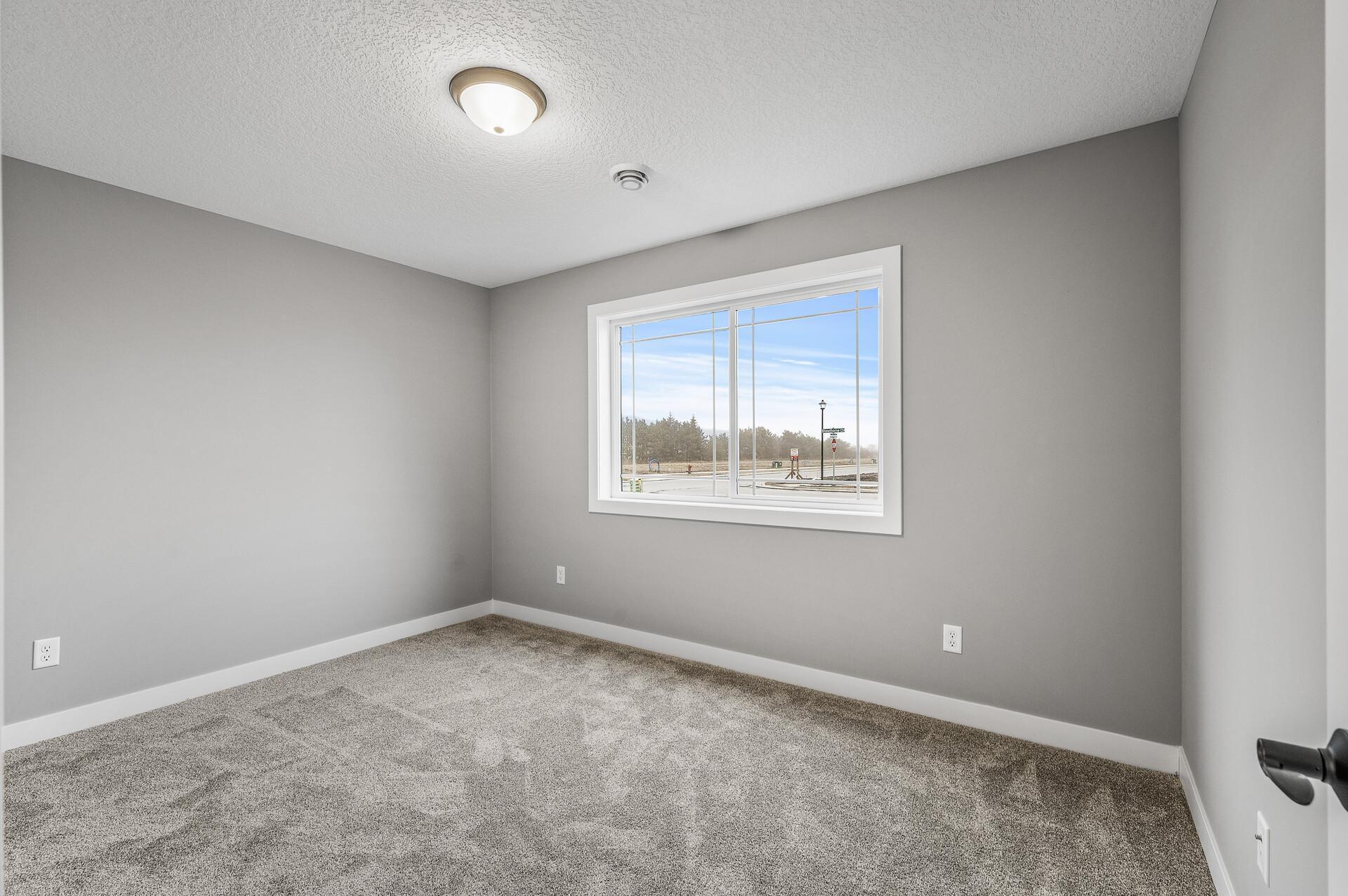 38578 Hawthorne Avenue, North Branch, Minnesota image 12