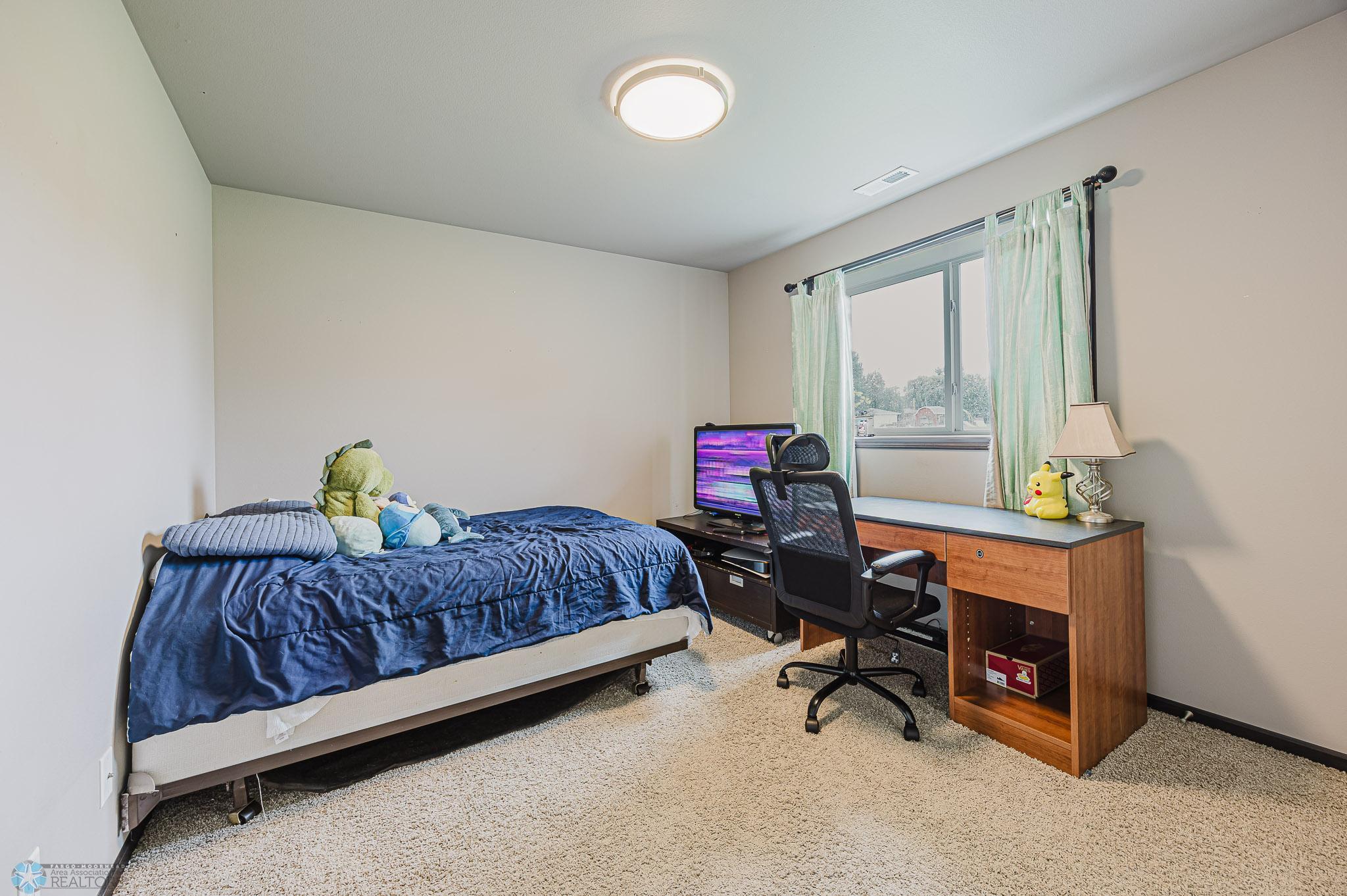 Barnesville, Minnesota 56514, United States, 3 Bedrooms Bedrooms, ,3 BathroomsBathrooms,Residential,Active,195452