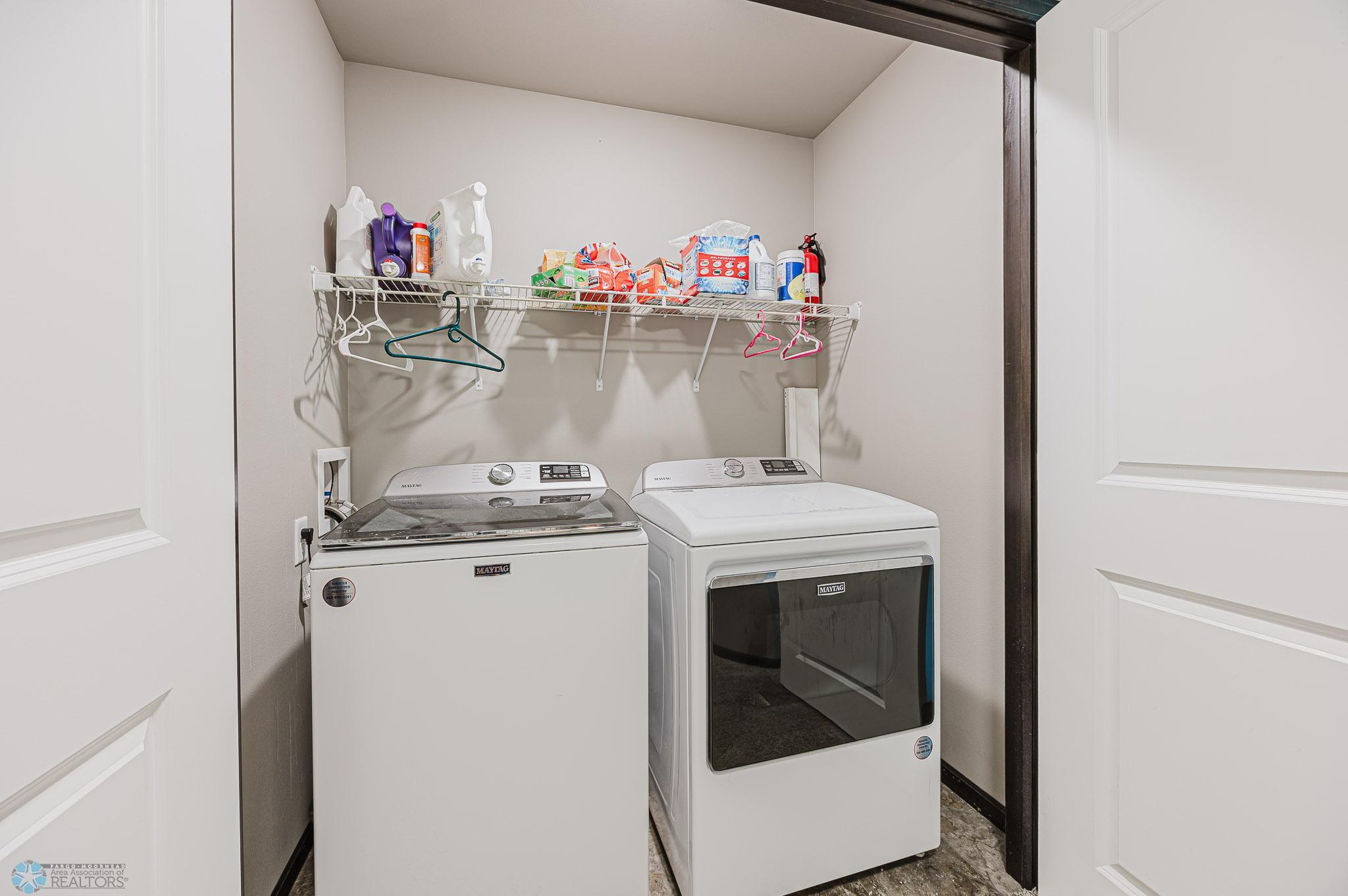 Barnesville, Minnesota 56514, United States, 3 Bedrooms Bedrooms, ,3 BathroomsBathrooms,Residential,Active,195452