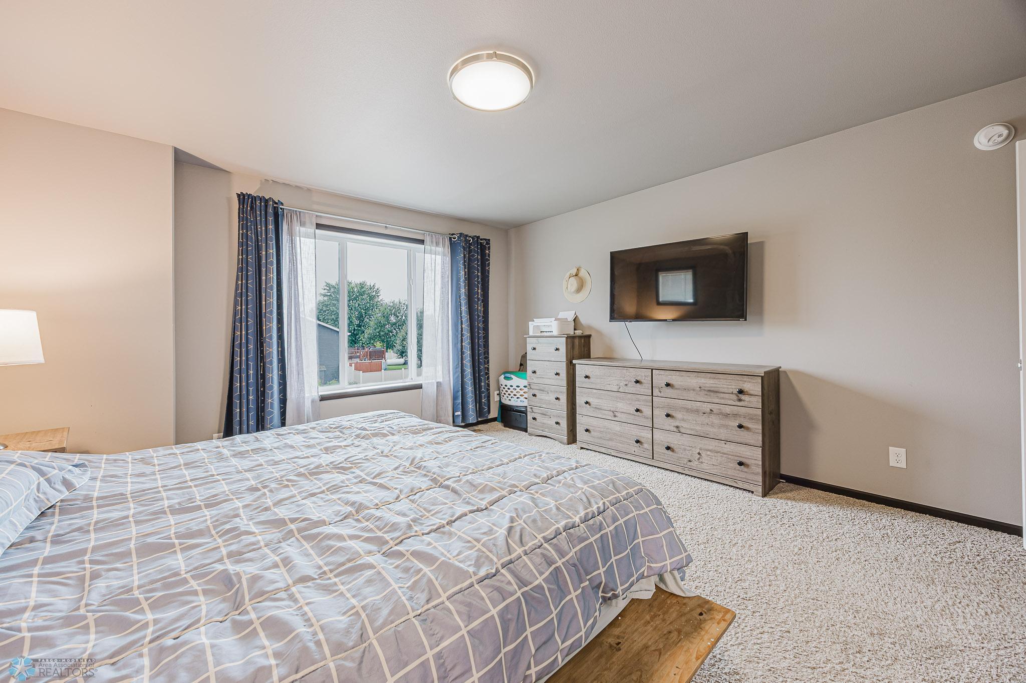 Barnesville, Minnesota 56514, United States, 3 Bedrooms Bedrooms, ,3 BathroomsBathrooms,Residential,Active,195452