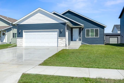 Homes For Sale - 7442 20 Street<br/> Cass County, Fargo, ND 58104