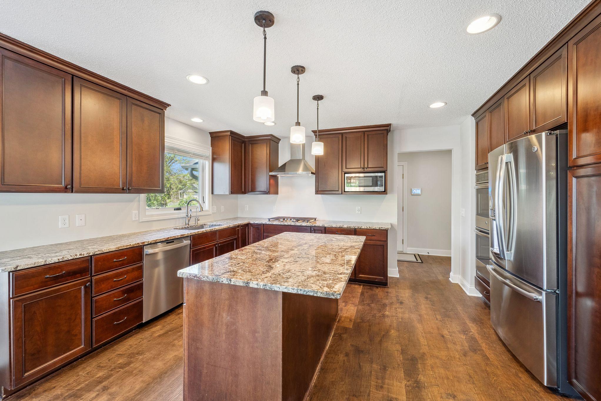 17013 Everest Path, Farmington, Minnesota image 13