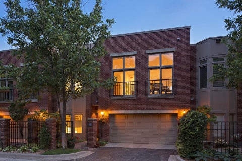 Townhouse For Sale - 192 Bank Street<br/> Hennepin County, Minneapolis, MN 55414
