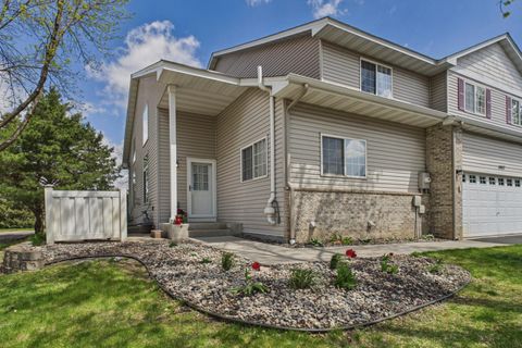 Townhouse For Sale - 11457 16th Street<br/> Saint Michael, MN 55376