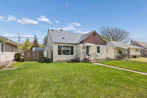 Homes For Sale - 1652 Atlantic Street<br/> Saint Paul, MN 55106