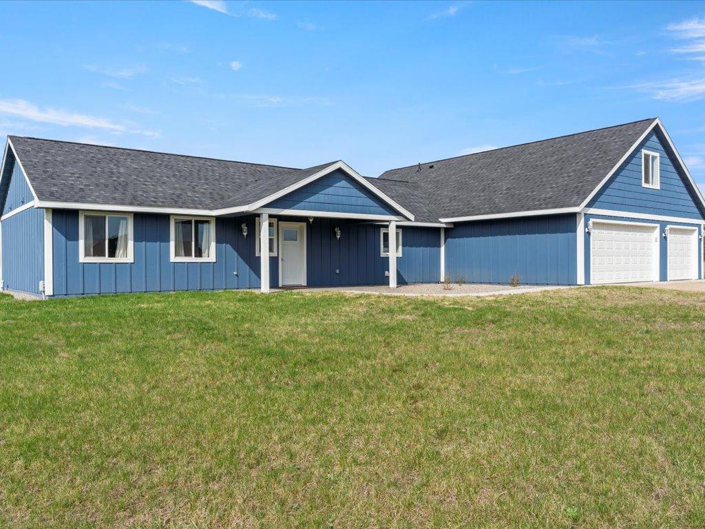 17157 Yellow Brick Road, Brainerd, Minnesota image 1