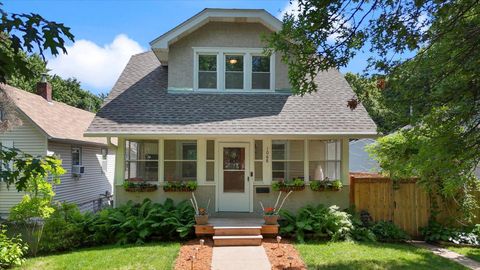 Homes For Sale - 1068 Pleasant Avenue<br/> Saint Paul, MN 55102