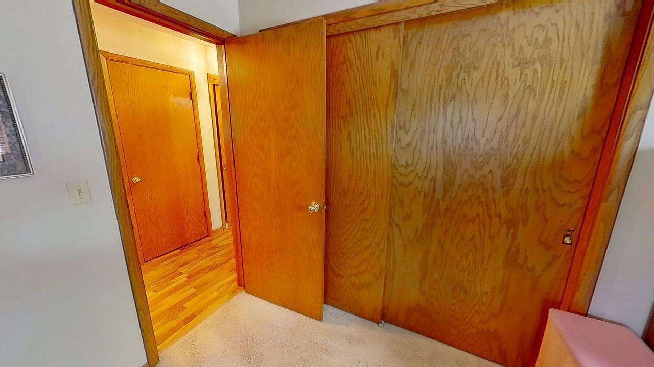 109 Gray Place, Marshall, Minnesota image 11