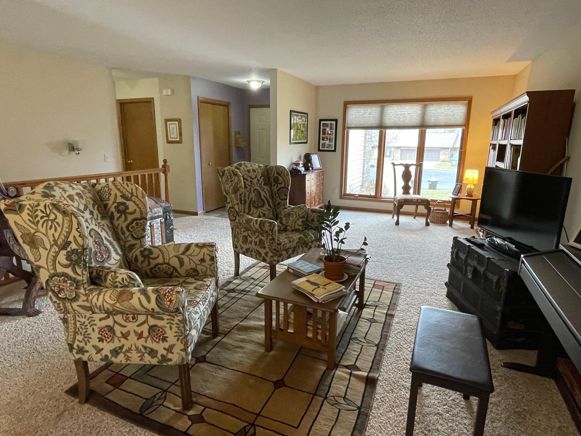 608 Woodridge Court, Menomonie, Wisconsin image 6