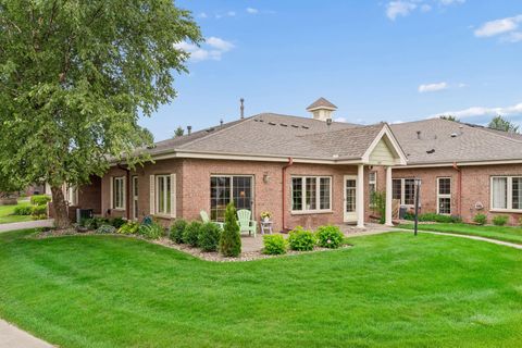 Townhouse For Sale - 1825 Hunter Hill Road<br/> Hudson, WI 54016
